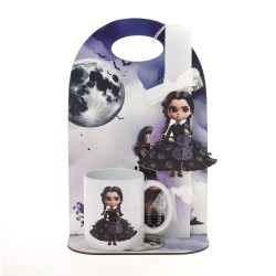 Πασχαλινό Σετ Δώρου Wednesday: Αρωματική Λαμπάδα, Κούπα & Ξύλινη Βάση 